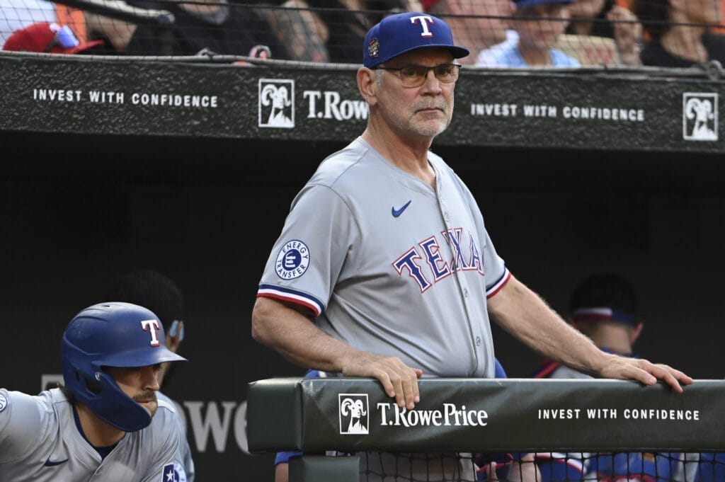Texas Rangers manager Bruce Bochy still having fun