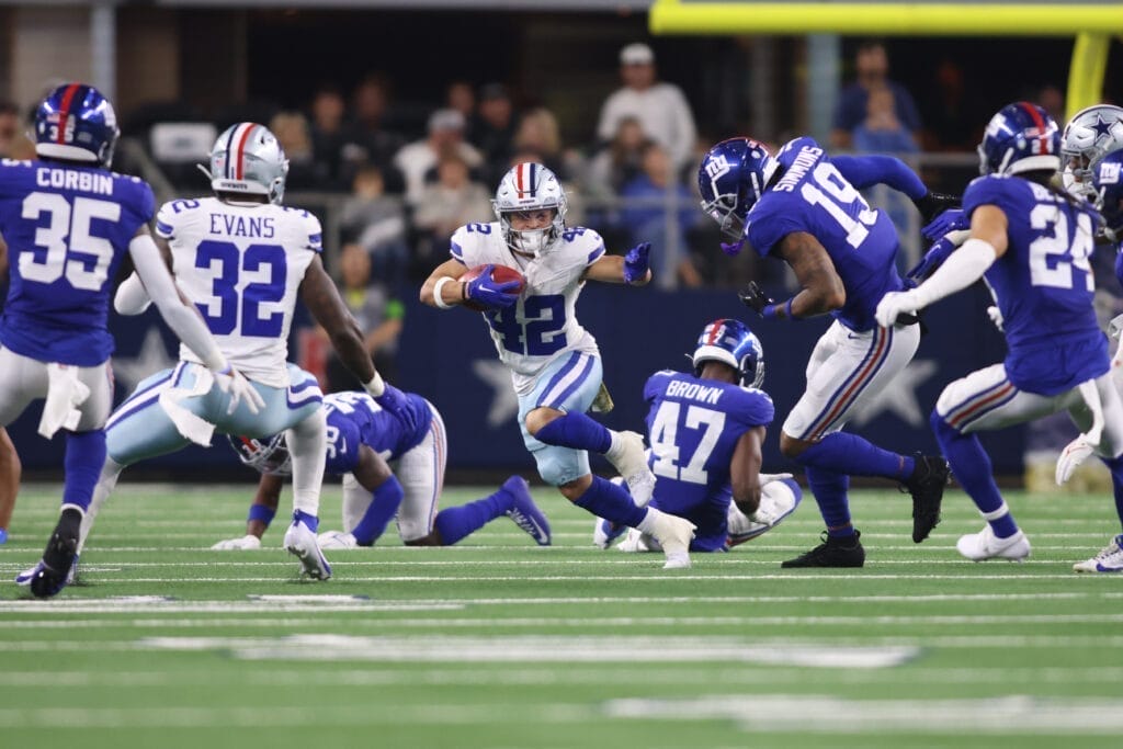 Roster watch: Deuce Vaughn did everything he could to make things tough on the Dallas Cowboys