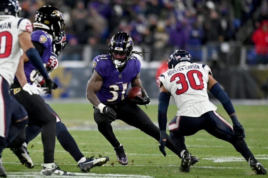 Suddenly all-in Cowboys are bringing in RB Dalvin Cook for a visit before final cuts
