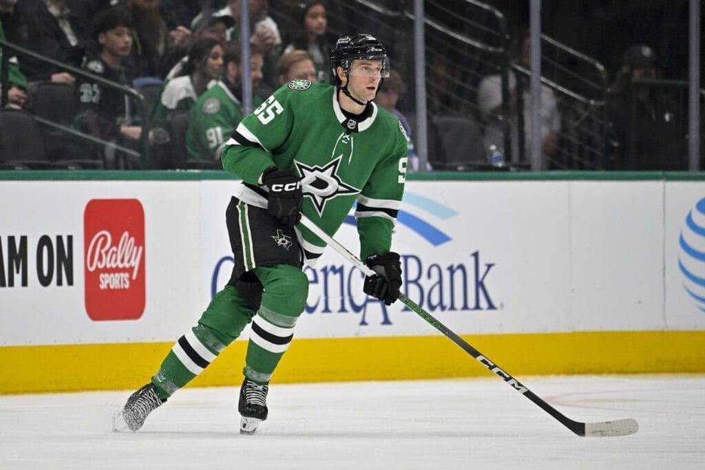 Dallas Stars defenseman Thomas Harley