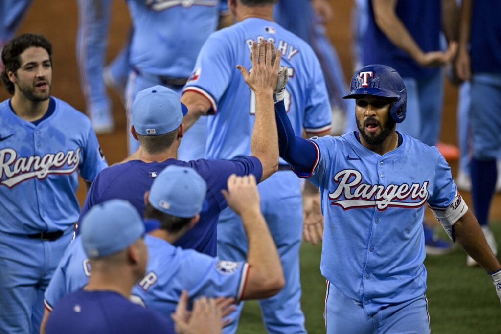 Texas Rangers rally in home finale to walk-off Mariners