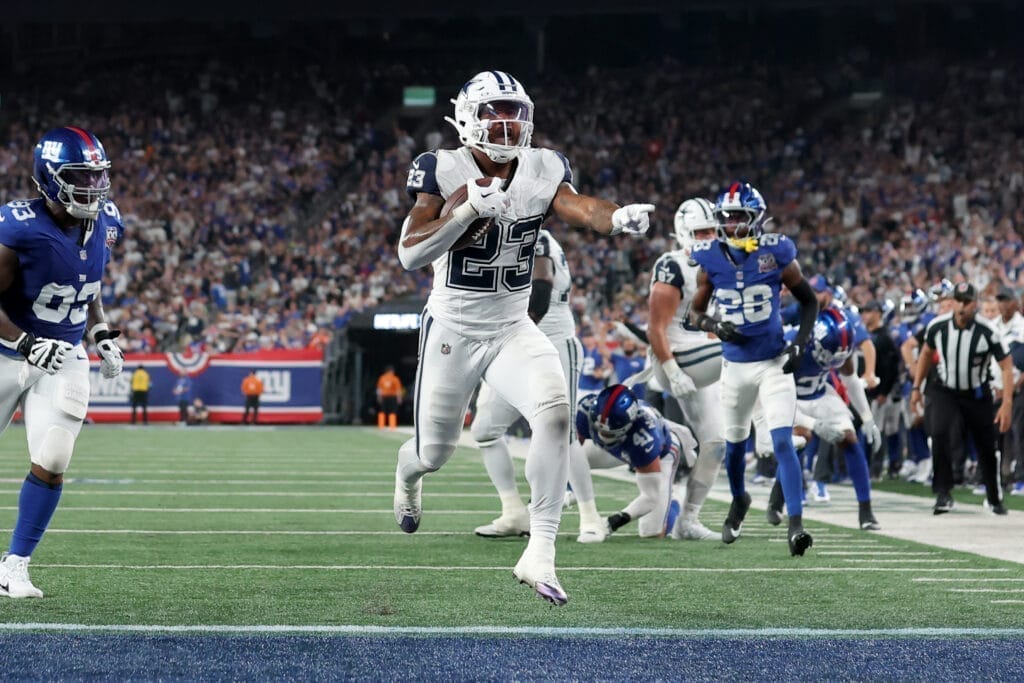 Takeaways: Dallas Cowboys get back in the win column, Micah Parsons carted off