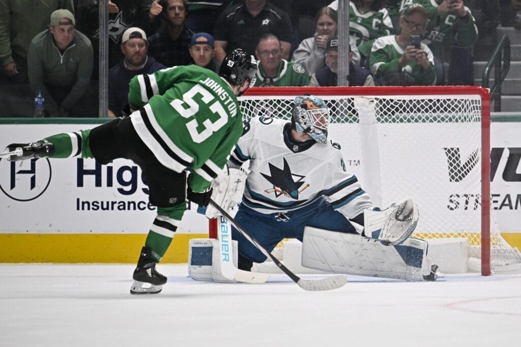 Dallas Stars forward Wyatt Johnston