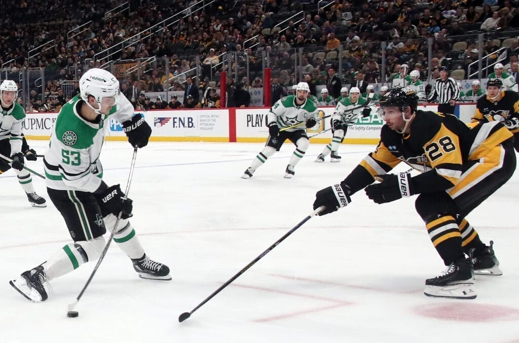 Dallas Stars forward Wyatt Johnston