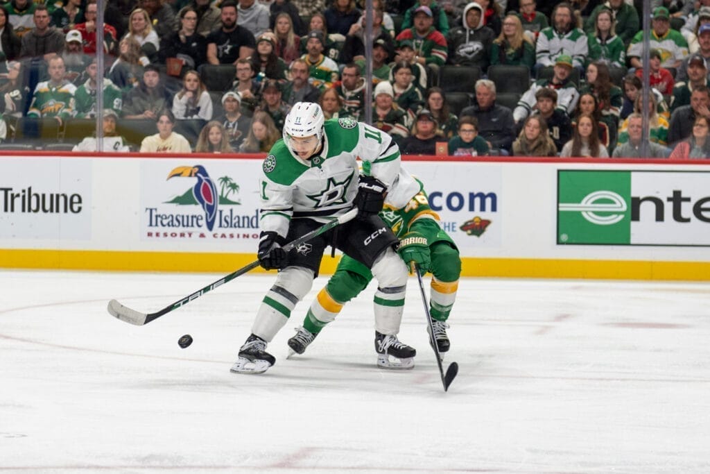 Dallas Stars forward Logan Stankoven