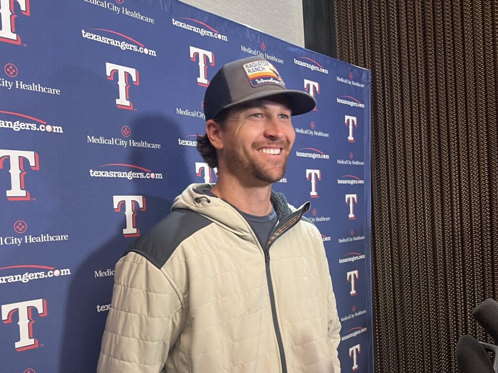 Happiest person at Texas Rangers Fan Fest? Jacob deGrom by a mile