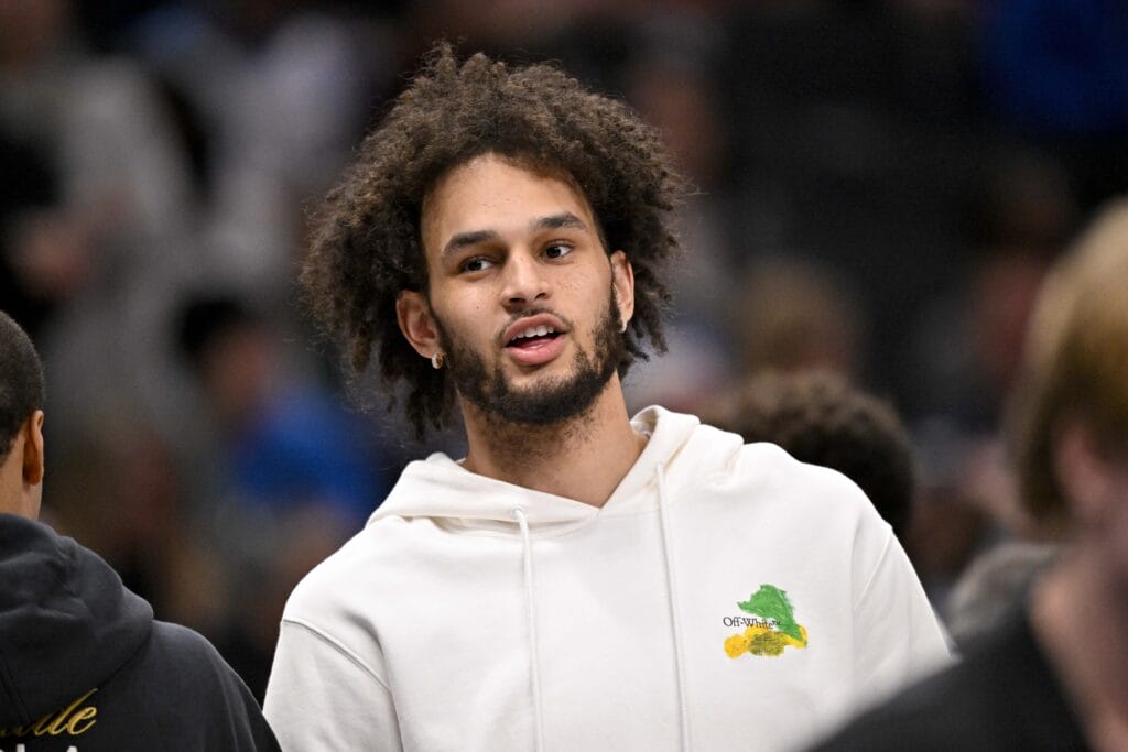Dereck Lively II’s newest injury doesn’t close the Mavericks’ title path this season, but it’s getting slimmer