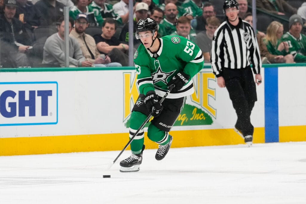 Dallas Stars forward Wyatt Johnston