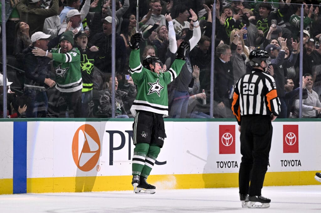 Dallas Stars defenseman Thomas Harley - New Jersey Devils