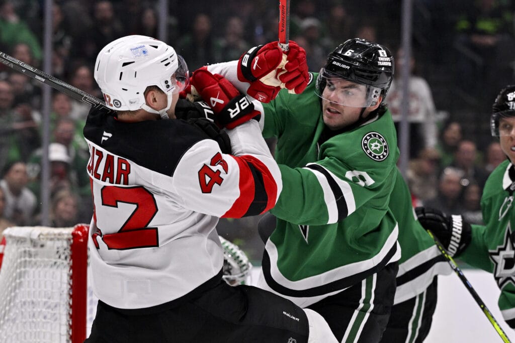 Dallas Stars notebook - Lian Bichsel, Roope Hintz