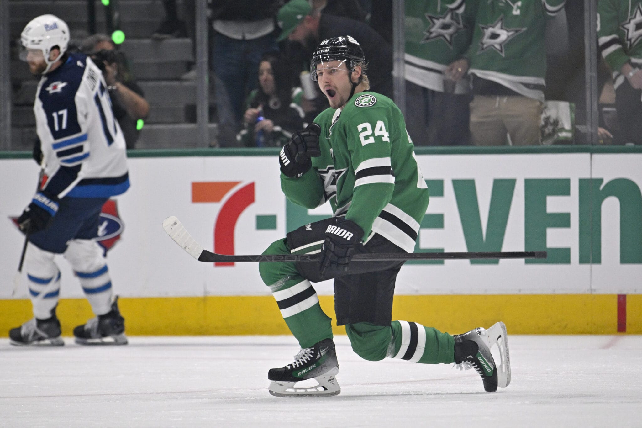 Dallas Stars forward Roope Hintz