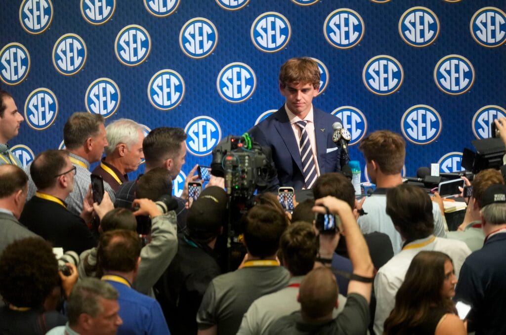 NFL Draft 2026: Arch Manning takes top spot on Fran Duffy’s first Big Board of the season