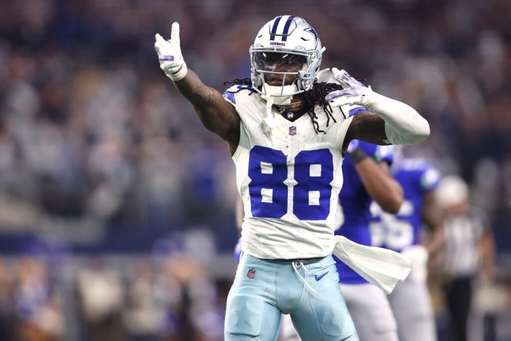Can CeeDee Lamb have success against Cooper DeJean & Eagles defense?