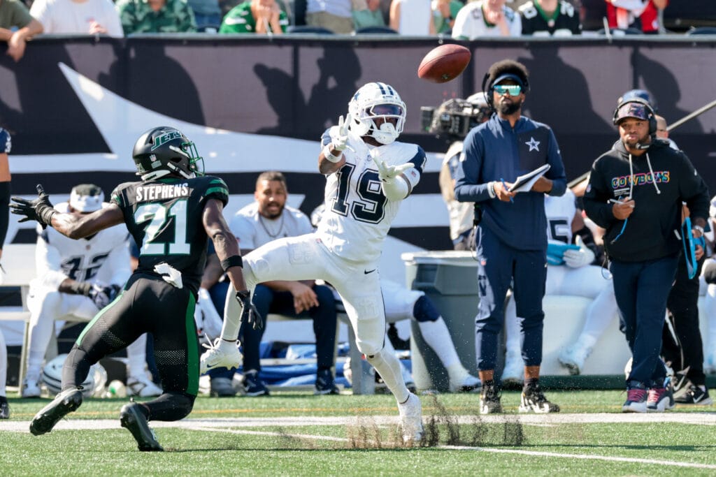 Instant Reactions: Cowboys dominate Jets on the road