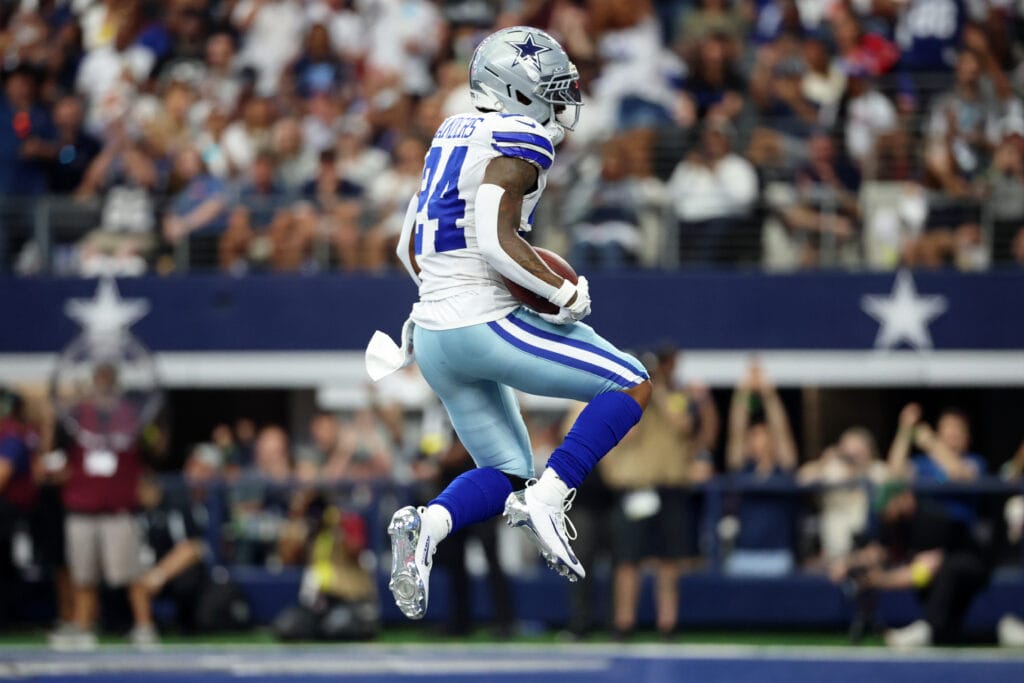 Cowboys RB Miles Sanders out for season, will be placed on IR