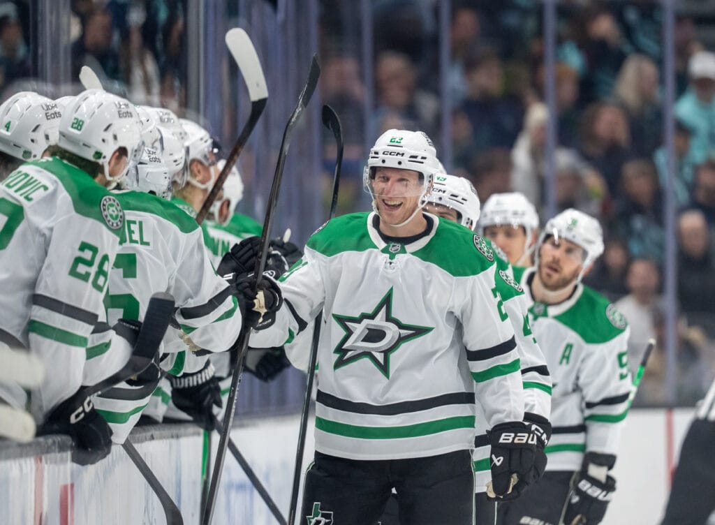 Dallas Stars defenseman Esa Lindell