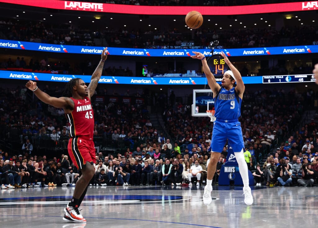 Mavericks guard Ryan Nembhard