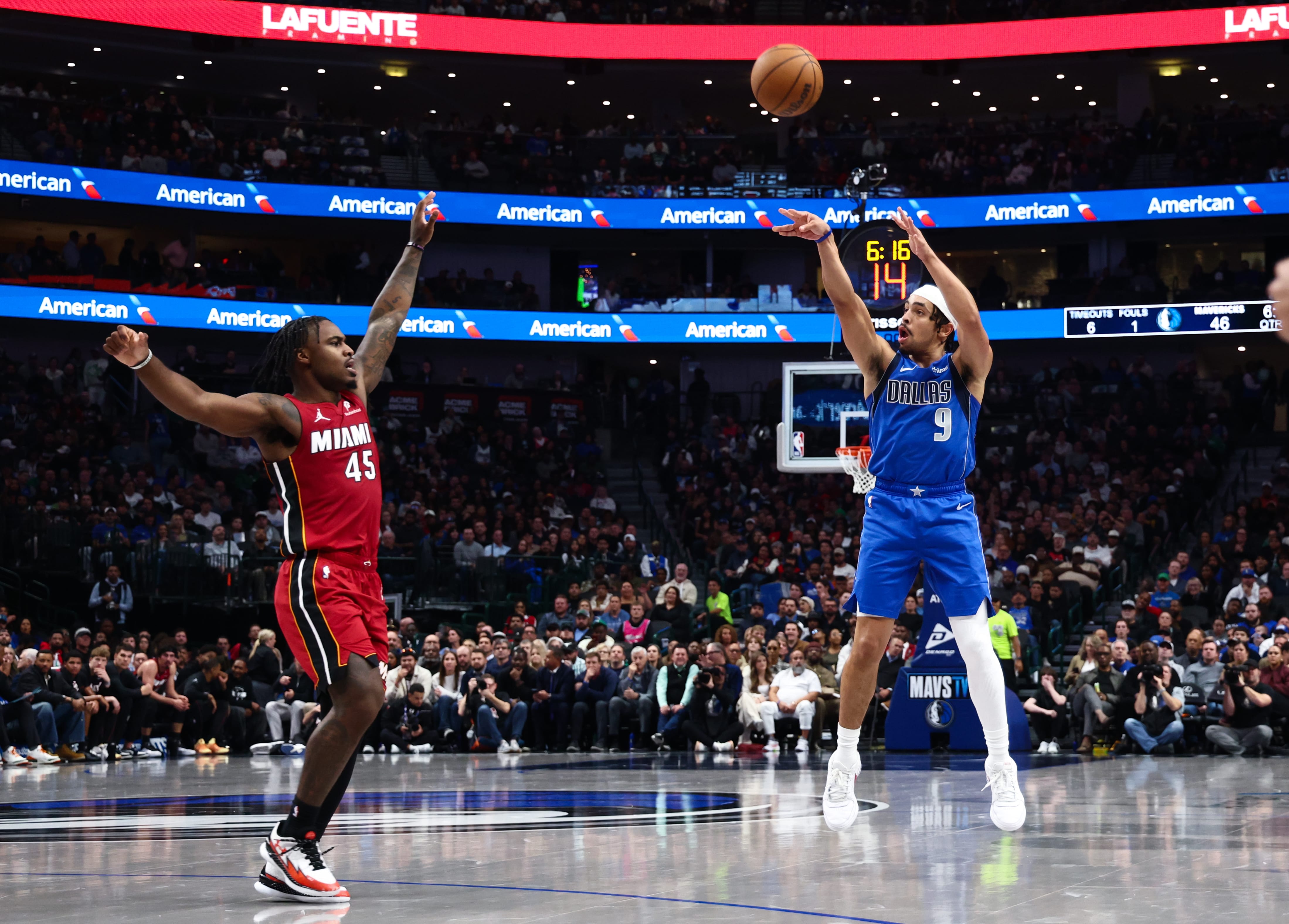 Mavericks guard Ryan Nembhard