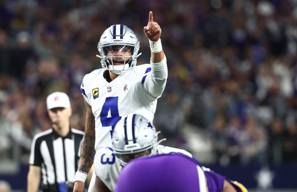 Dallas Cowboys play to win and plan to play QB Dak Prescott against Giants. But why? - DLLS Sports
