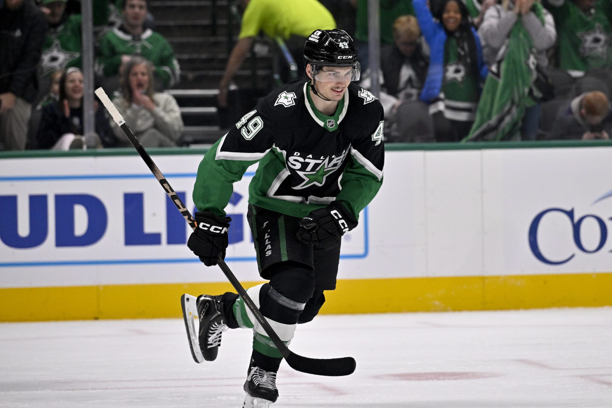 Dallas Stars forward Justin Hryckowian