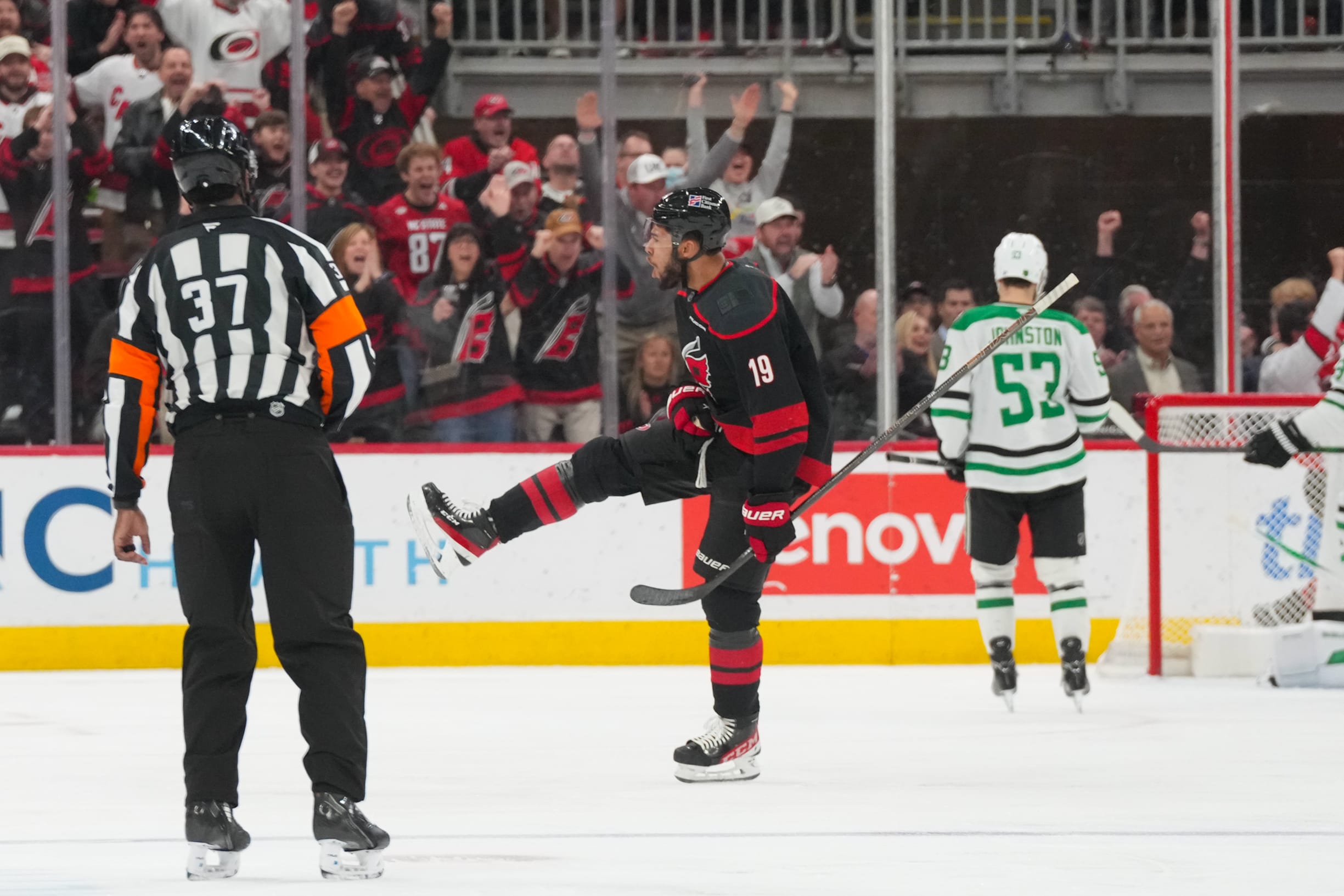 Dallas Stars vs Carolina Hurricanes