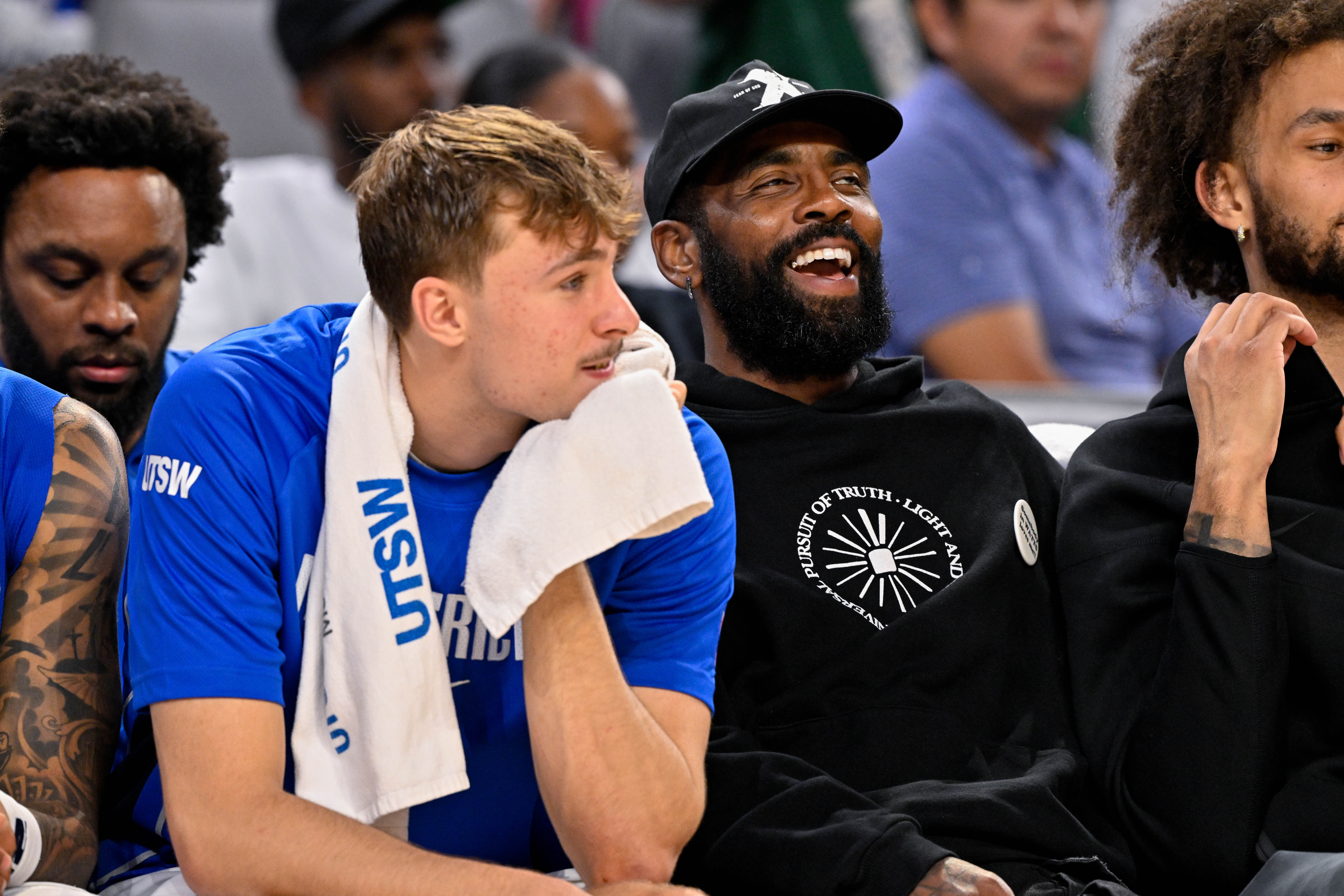 Mavericks' Kyrie Irving and Cooper Flagg