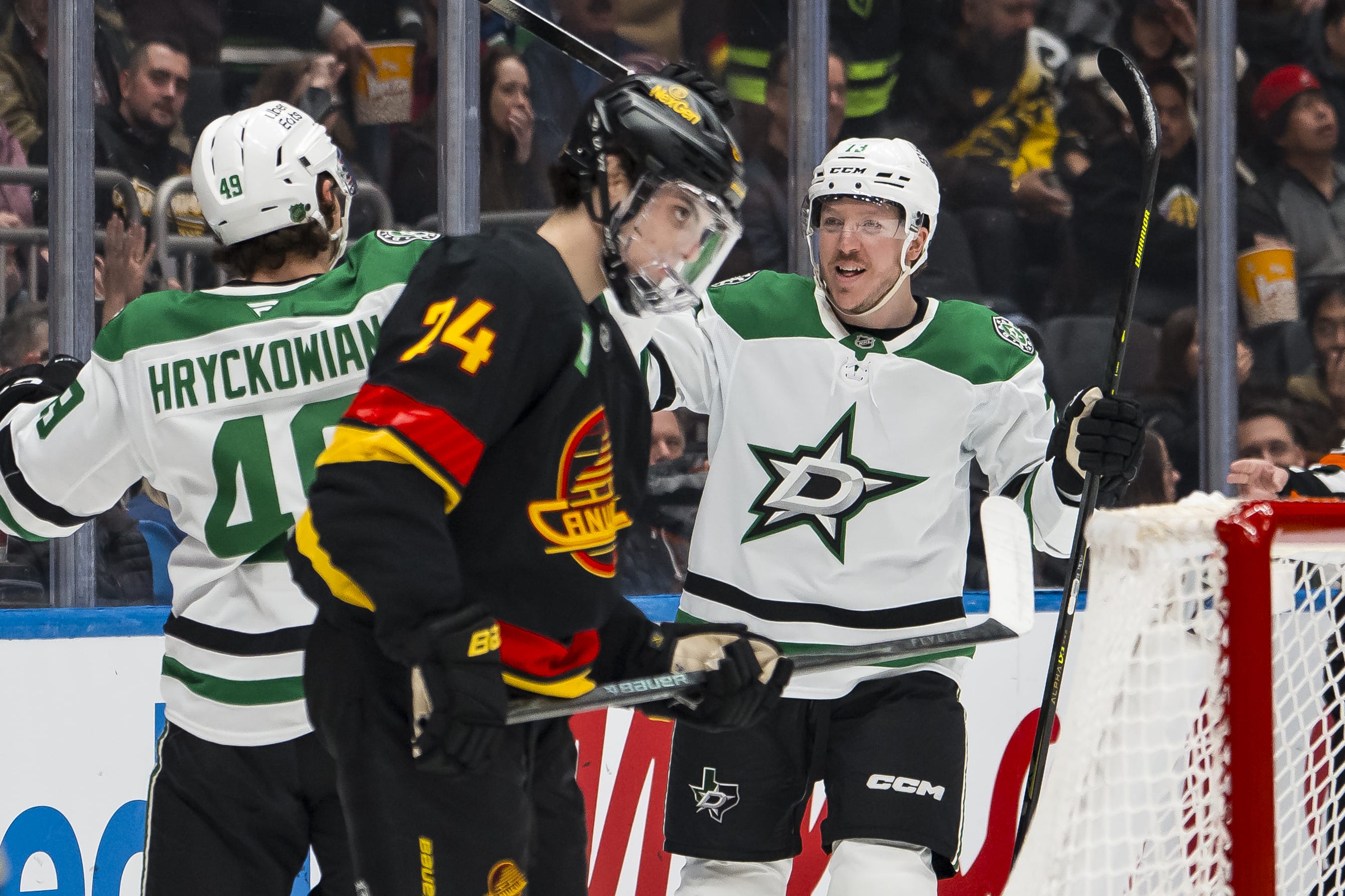 Dallas Stars forward Adam Erne celebrates vs Vancouver Canucks