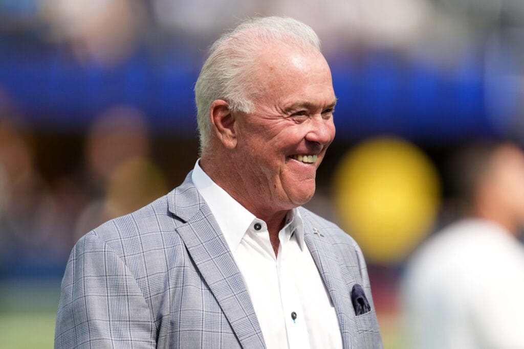 Did Dallas Cowboys’ Stephen Jones scoreboard George Pickens, David Mulugheta with no calls comment