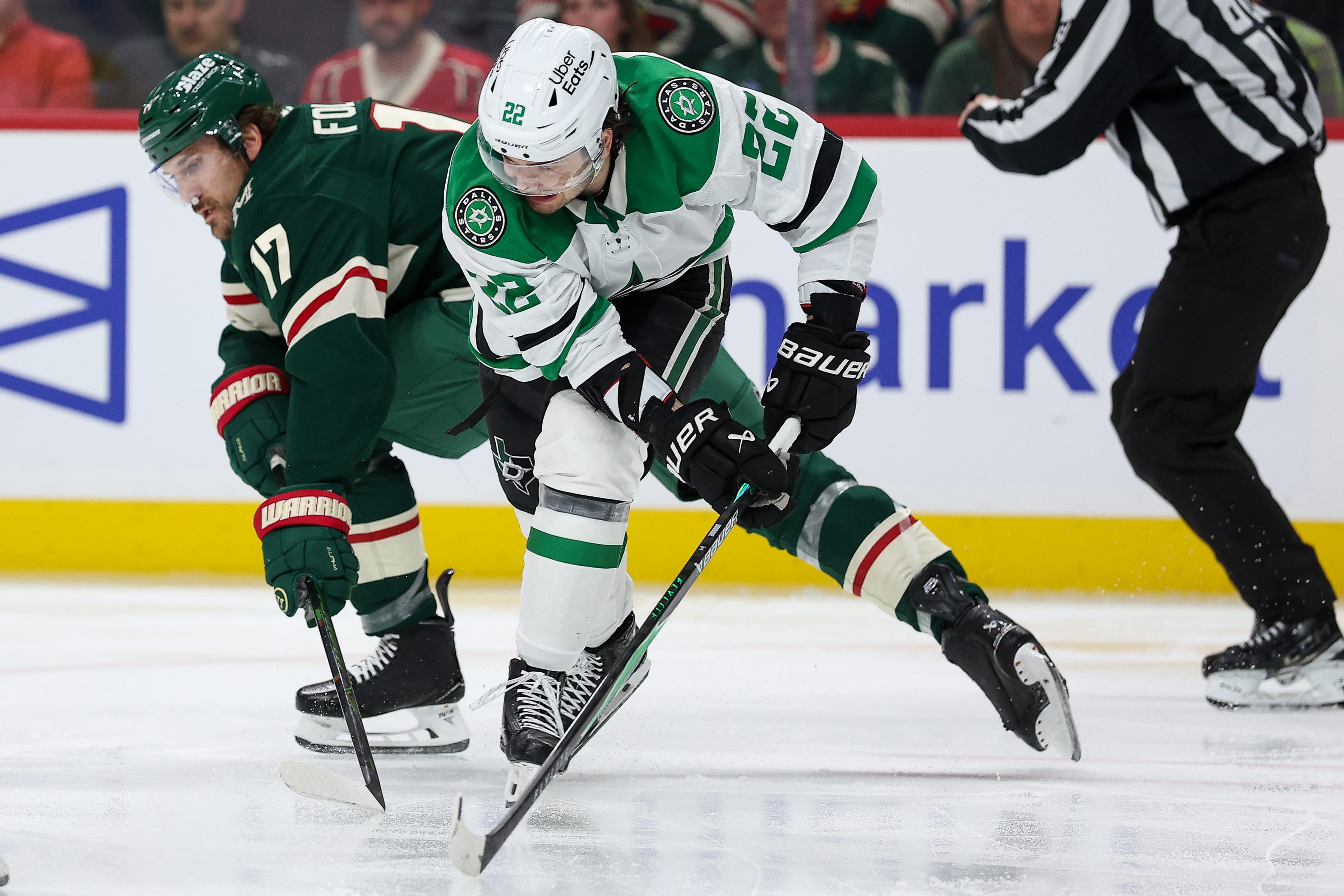 Dallas Stars forward Mavrik Bourque vs Minnesota Wild forward Marcus Foligno