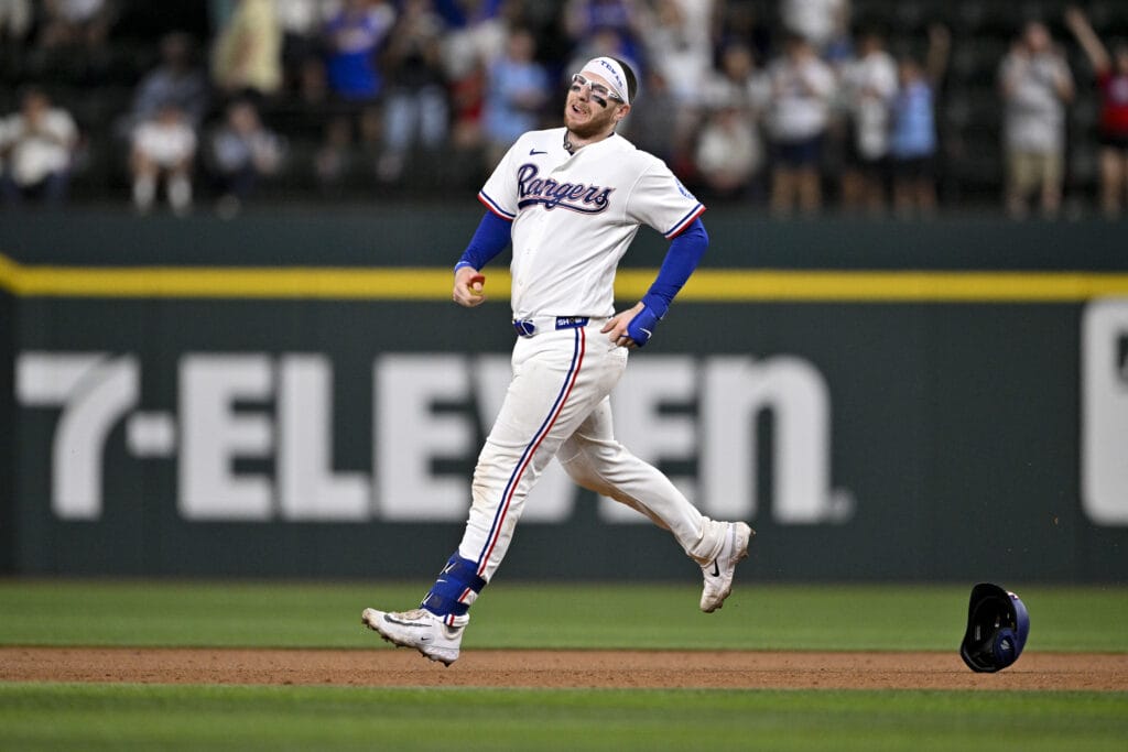 Texas Rangers Danny Jansen