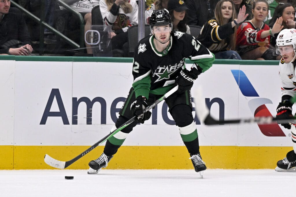 Dallas Stars trade Mavrik Bourque and Ilya Lyubushkin to Nashville Predators