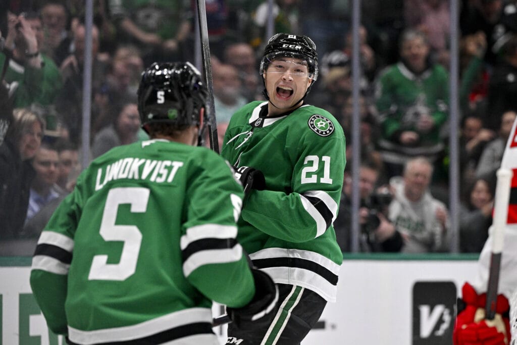 Dallas Stars forward Jason Robertson