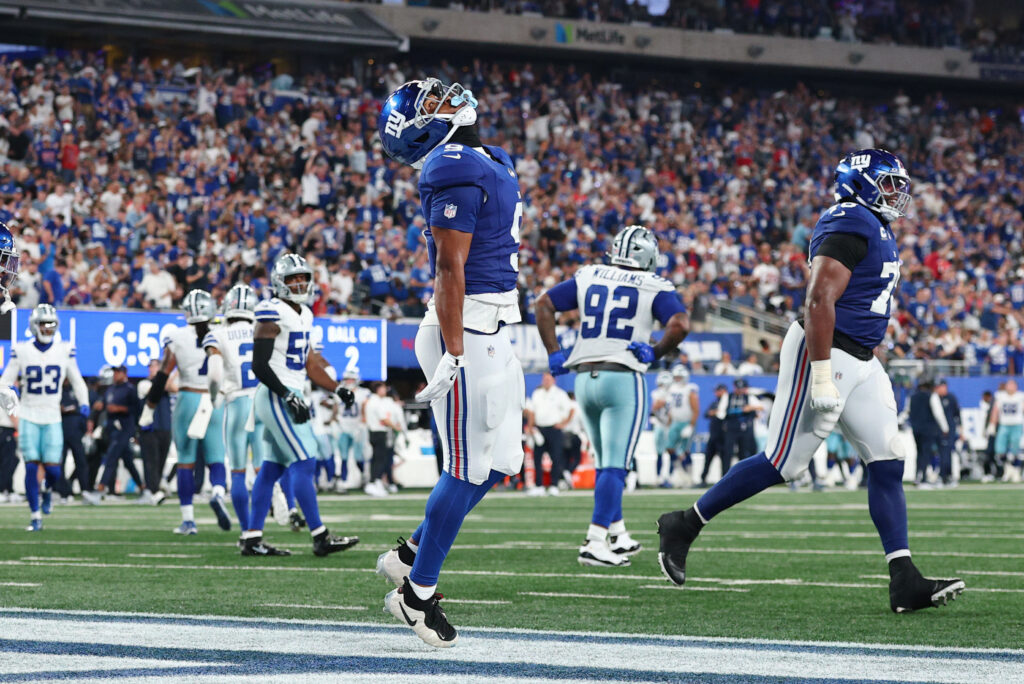 Dallas Cowboys graduation day interrupted by recurring nightmare on defense in 28-20 loss to Giants