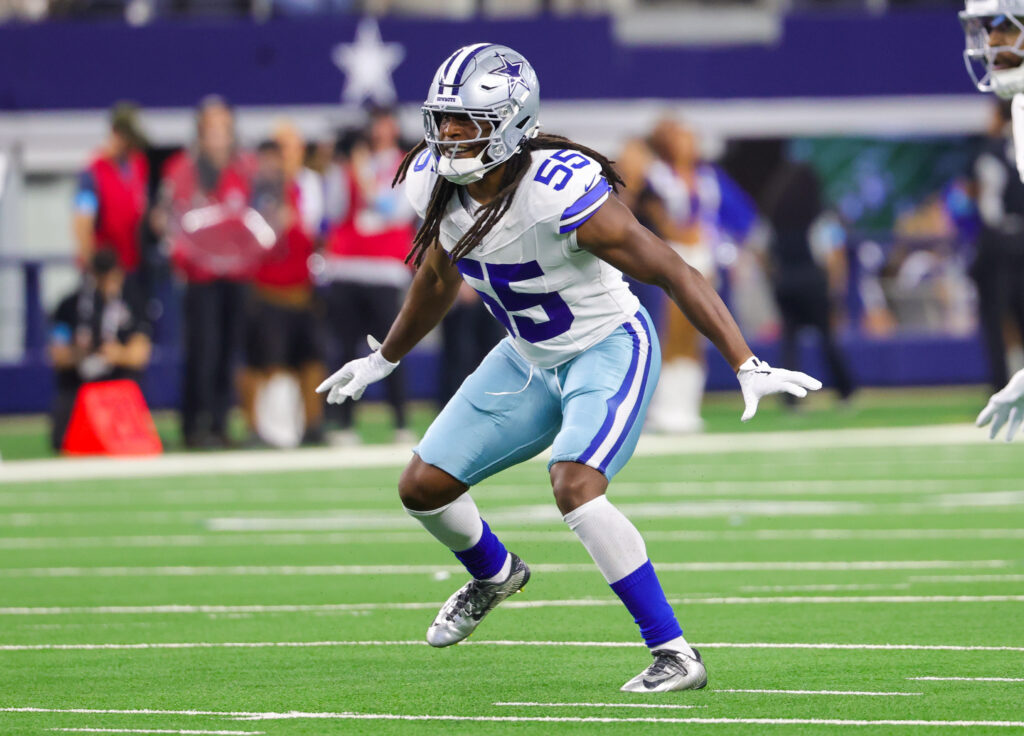 Dallas Cowboys fail to communicate on defense. How will green dotting rookie Jaishawn Barham help