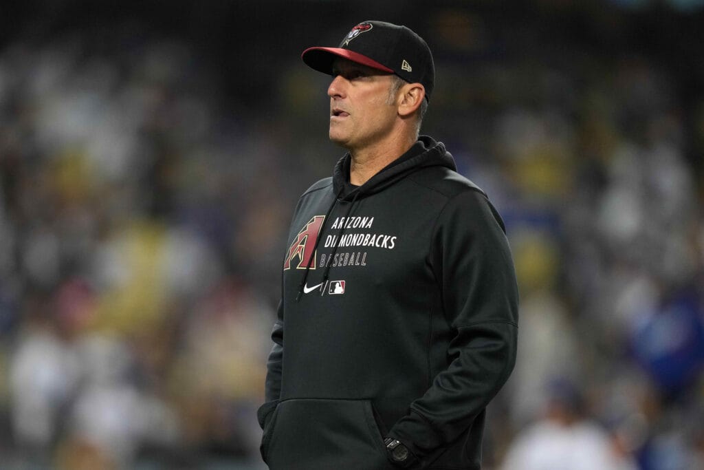 The D-backs extend Torey Lovullo through 2022