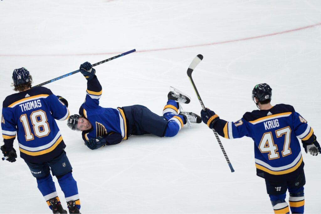 5 minutes, er, takeaways from a loss to the Blues