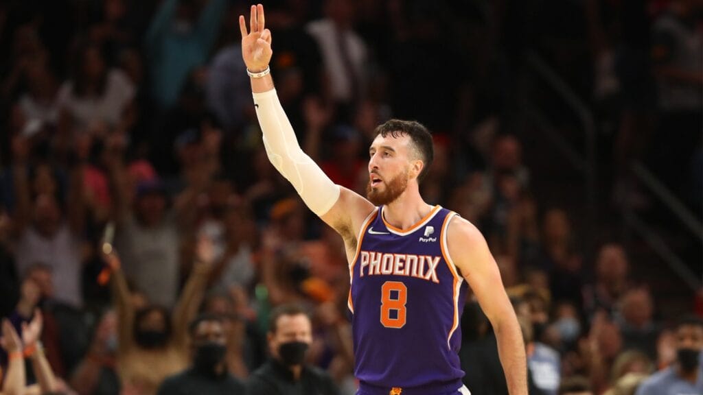 Frank Kaminsky is becoming who he thinks he is at perfect time for Suns