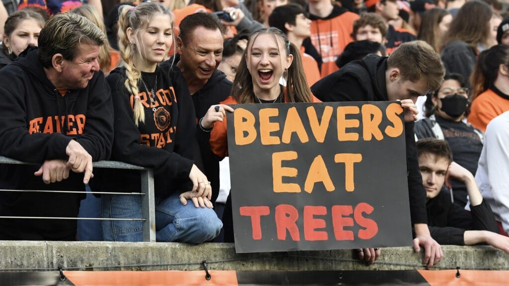 Picking the Pac: Predictions, breakdowns, betting odds for this week’s slate of games