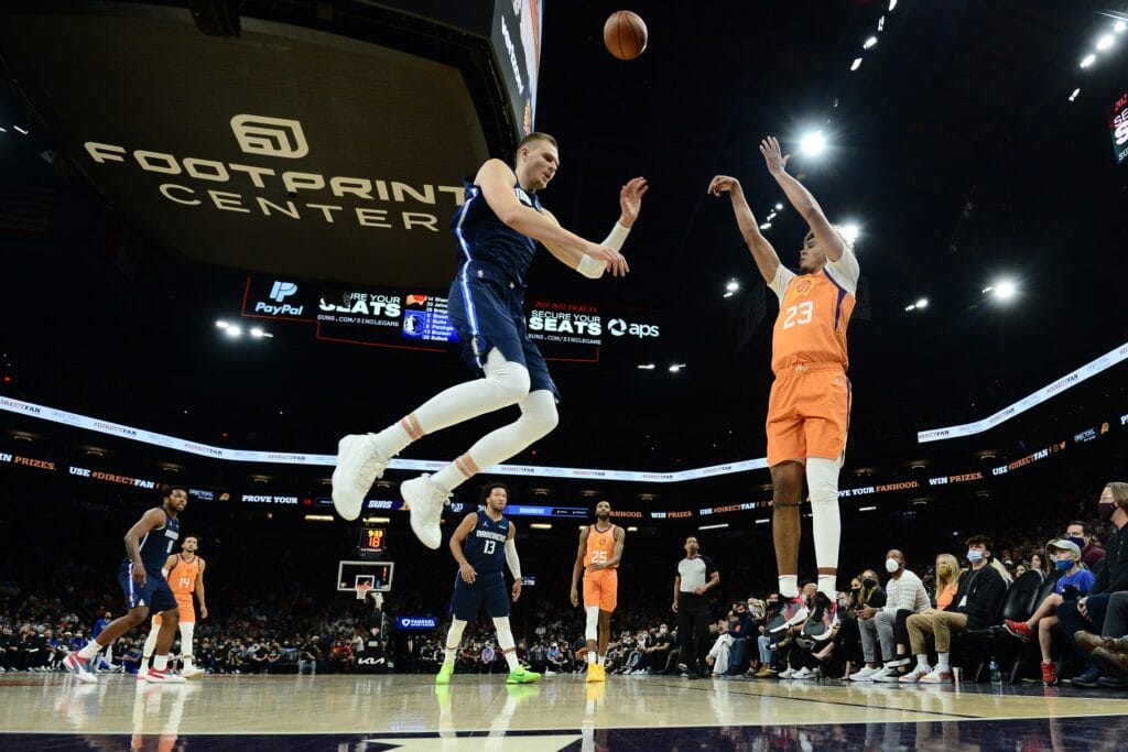 After a slow start, Cam Johnson is busting out of his shooting slump