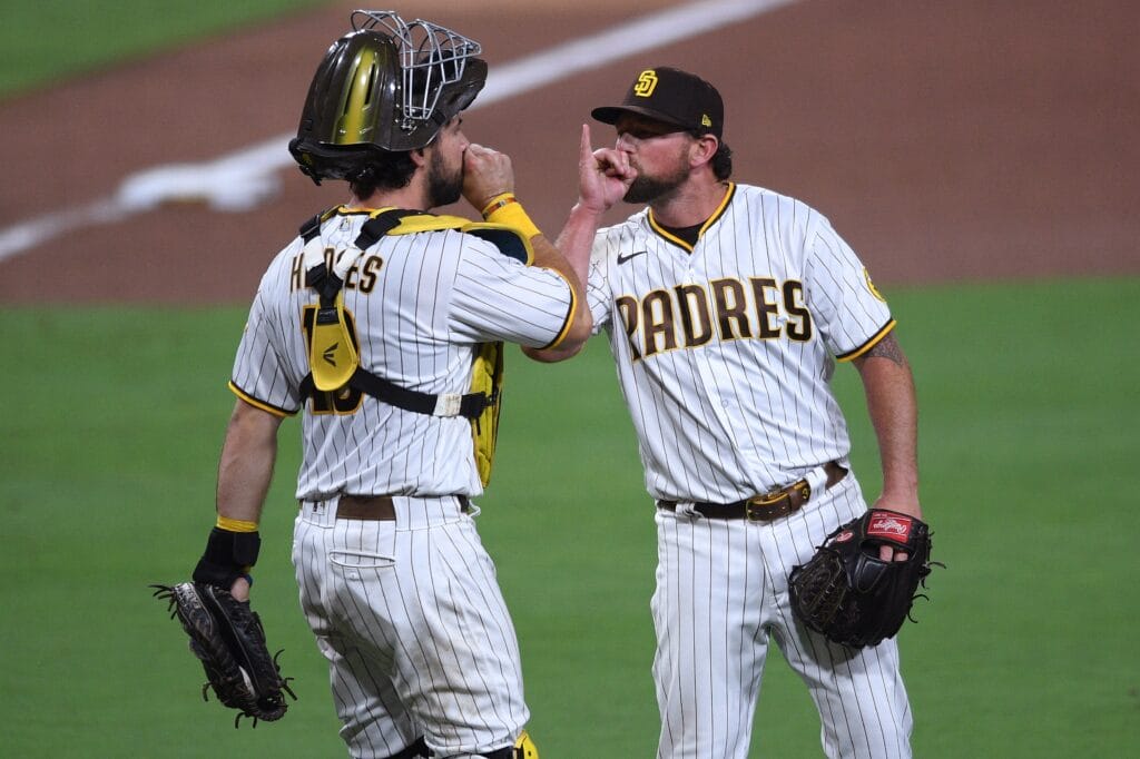 Report: D-backs pursuing reliever Kirby Yates