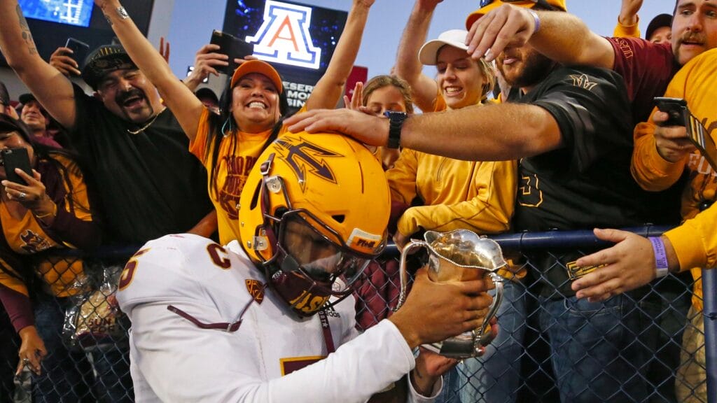 Picking the Pac: Long awaited rivalry week can bring a twist