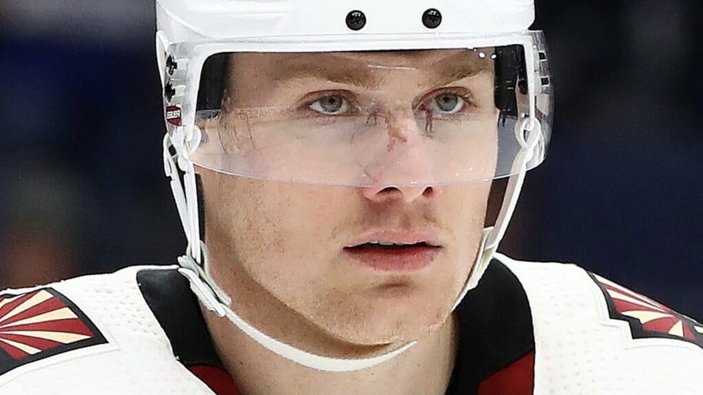 Lawson Crouse wins 2020-21 Shane Doan Good Guy Award