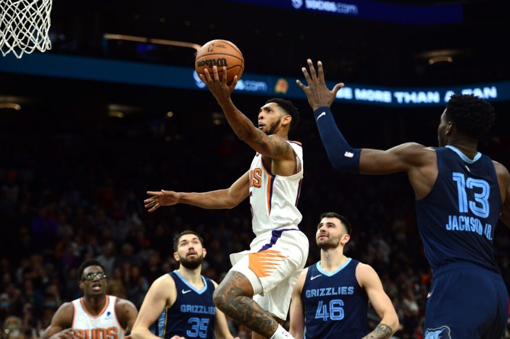 3 relevant takeaways from an atypical Suns loss to Grizzlies