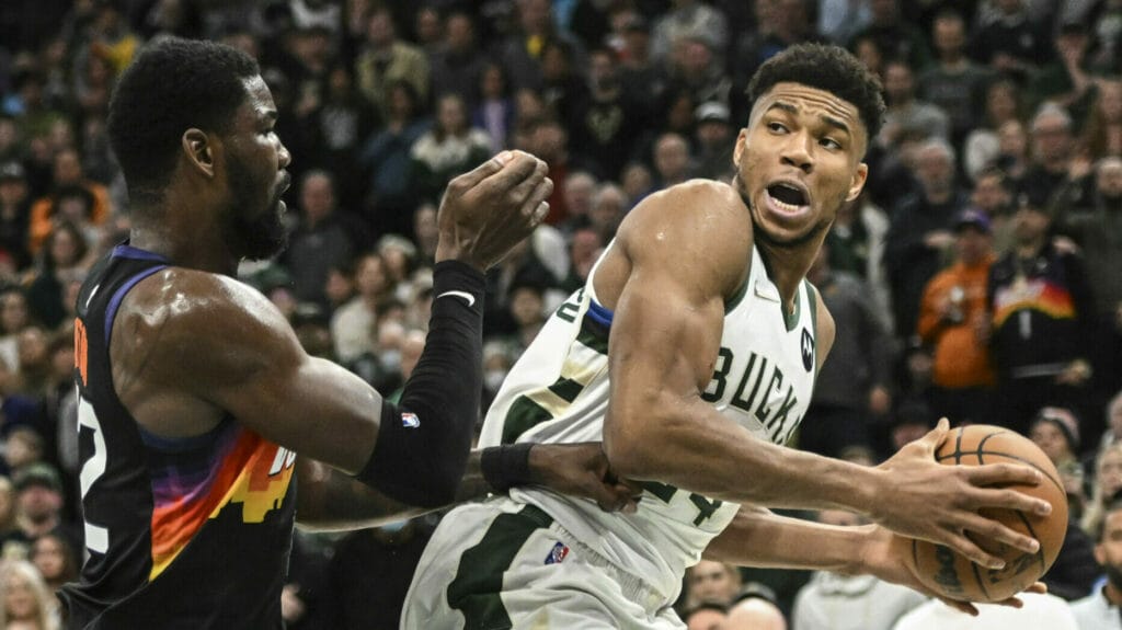 Bourguet Breakdown: The clash of titans Deandre Ayton vs. Giannis Antetokounmpo matchup