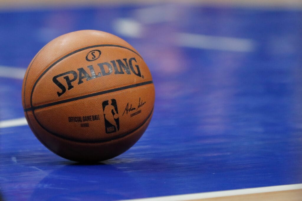 Insight on Gabriel Lundberg, the Phoenix Suns’ new two-way signing, from 2 Danish basketball experts