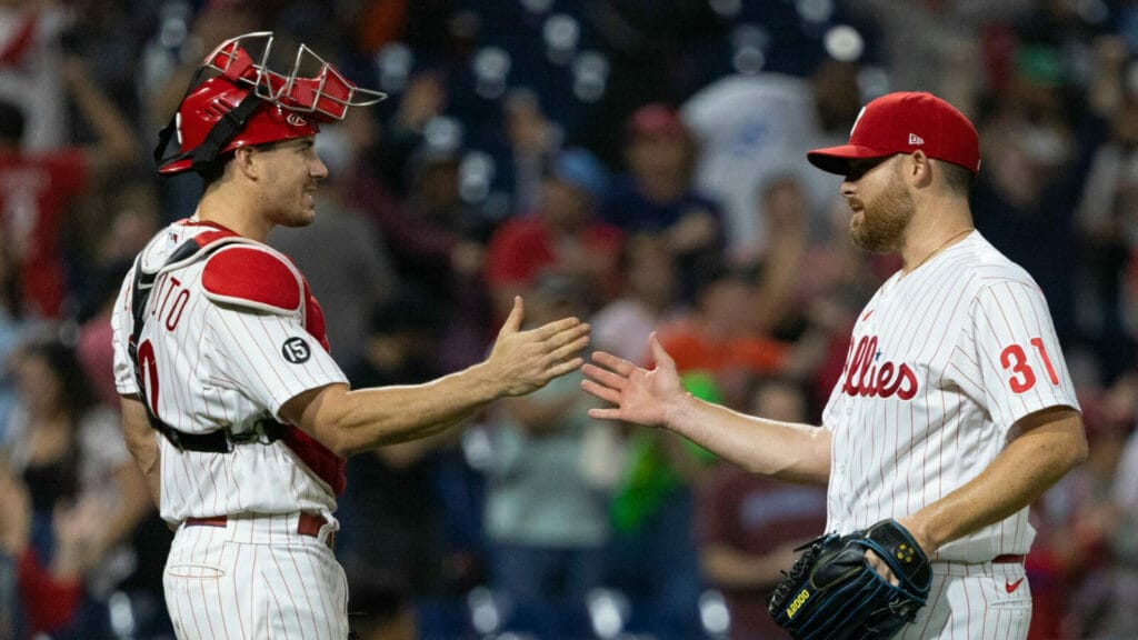 Old friend alert: What to expect from new Diamondbacks reliever Ian Kennedy