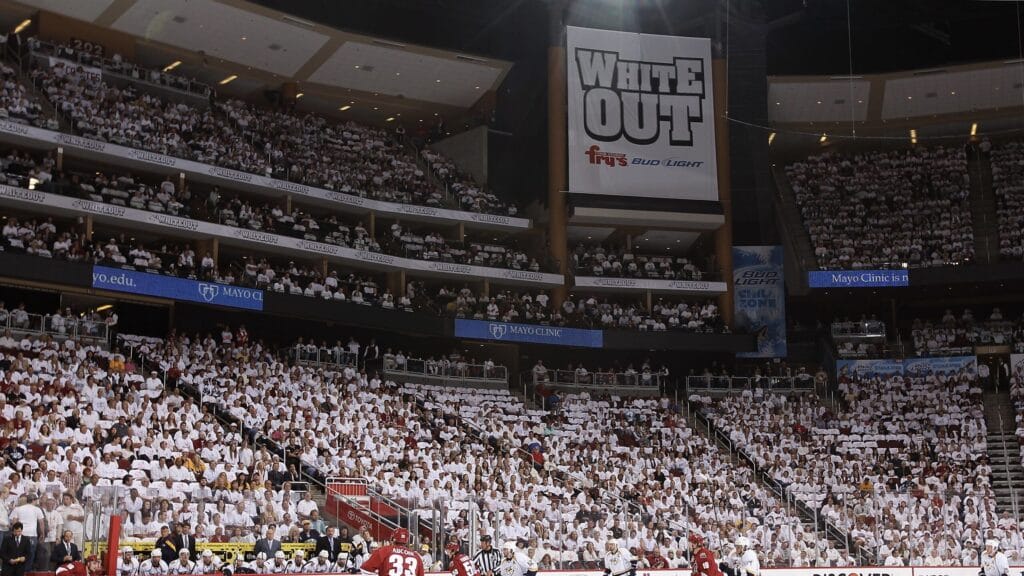 Coyotes fans: How about staging one last Whiteout at Gila River Arena?
