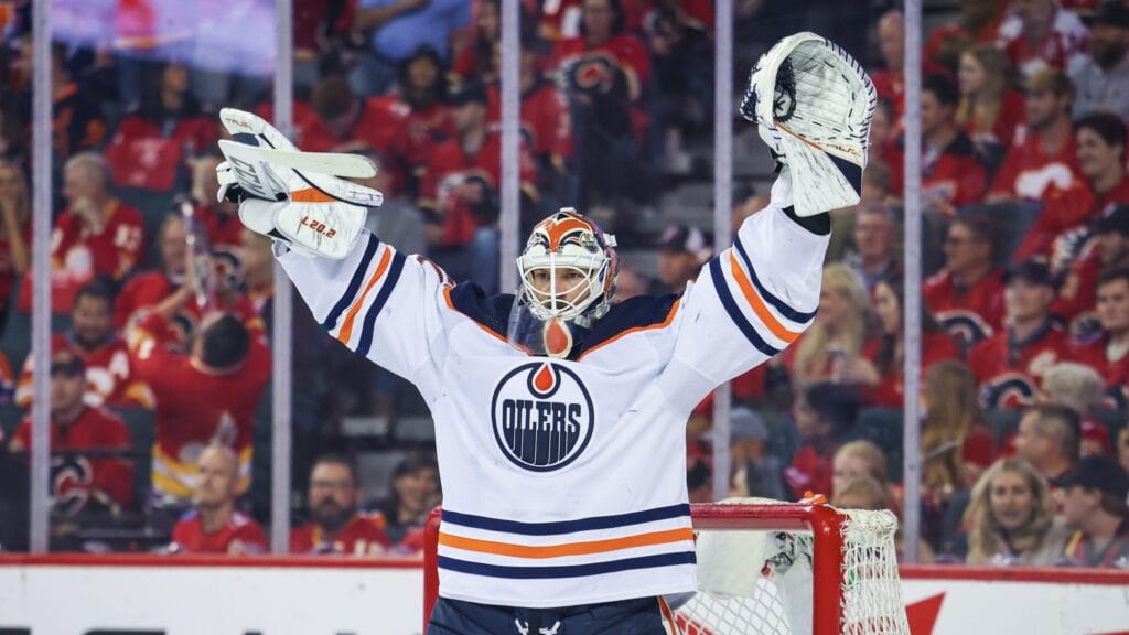 Former Coyotes goalies Smith, Kuemper help lead teams to Western Conference Final