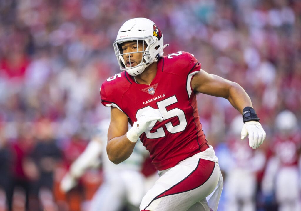 It’s time to move Zaven Collins permanently to outside linebacker