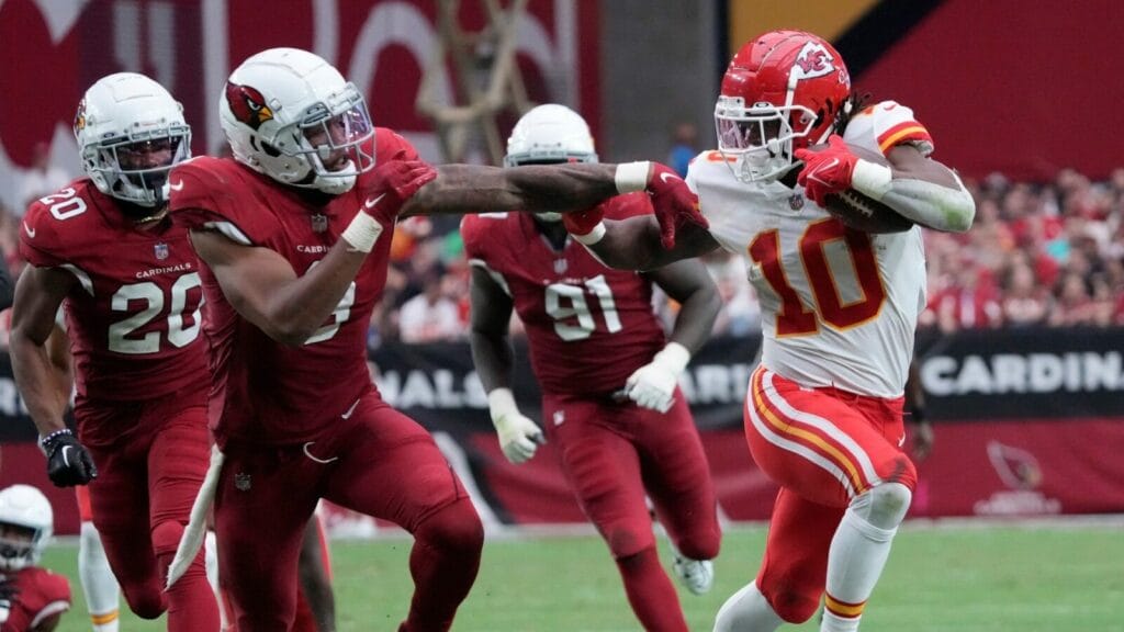 Are Cardinals asking too much of Isaiah Simmons?